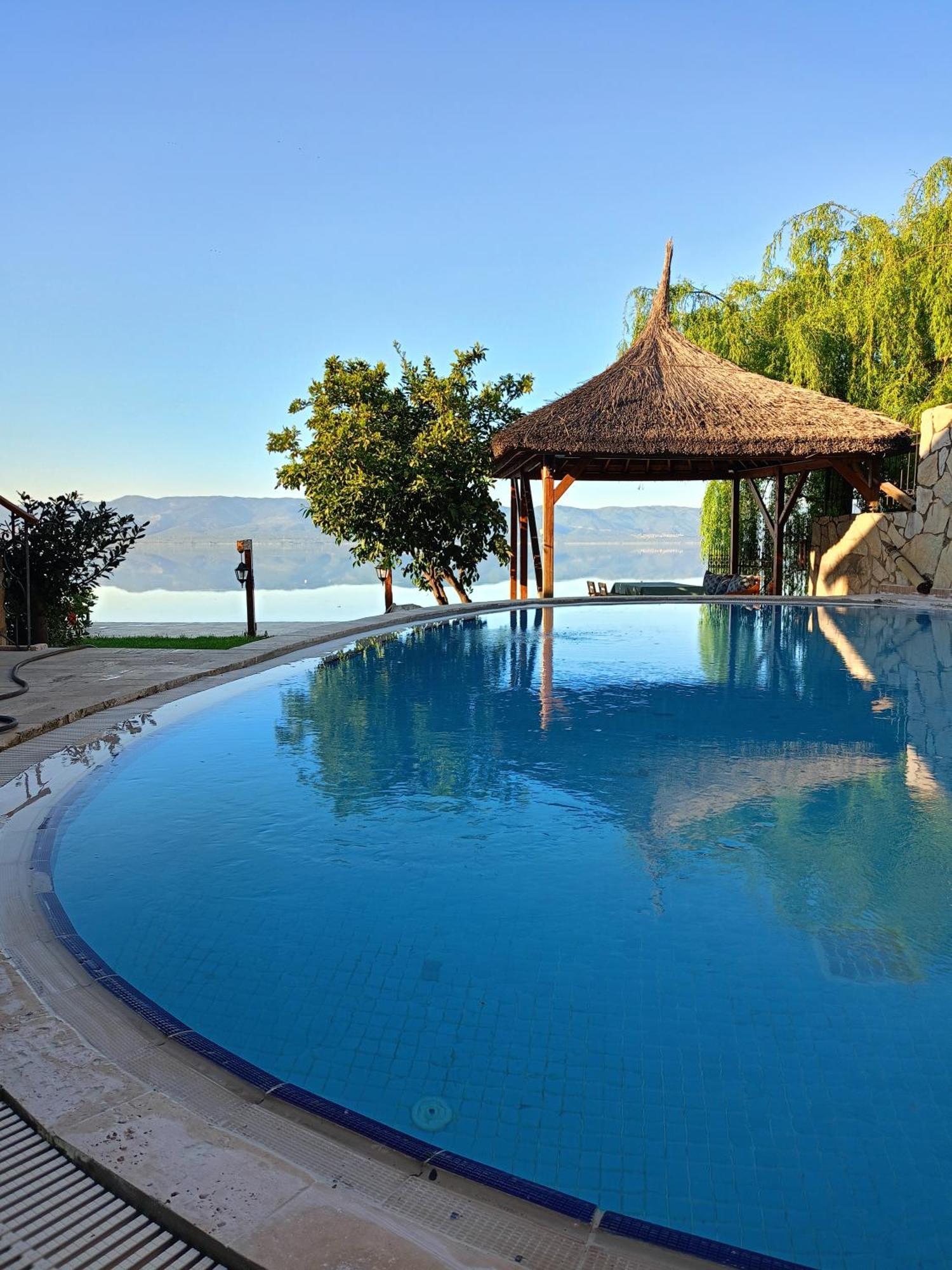 Villa Atroa Orhangazi ภายนอก รูปภาพ